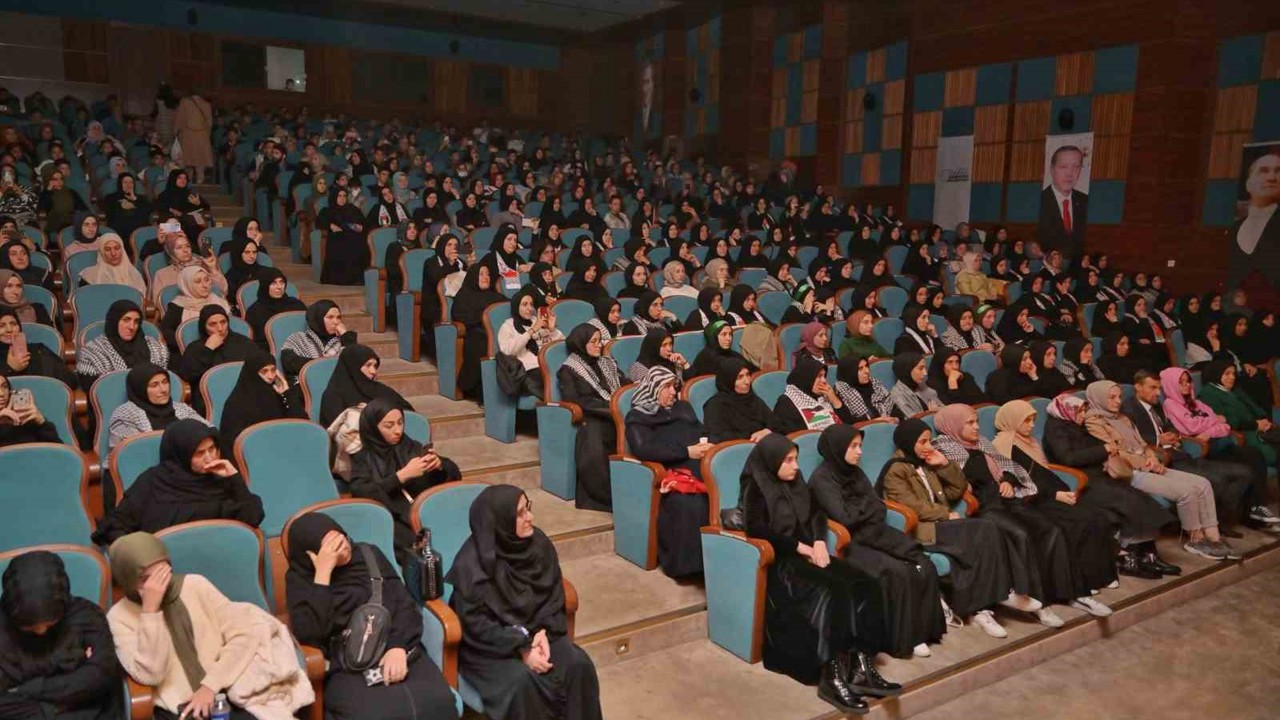 Esenyurt’ta "Filistin Hakkında Konuşmalıyız" kapalı gişe oynadı
