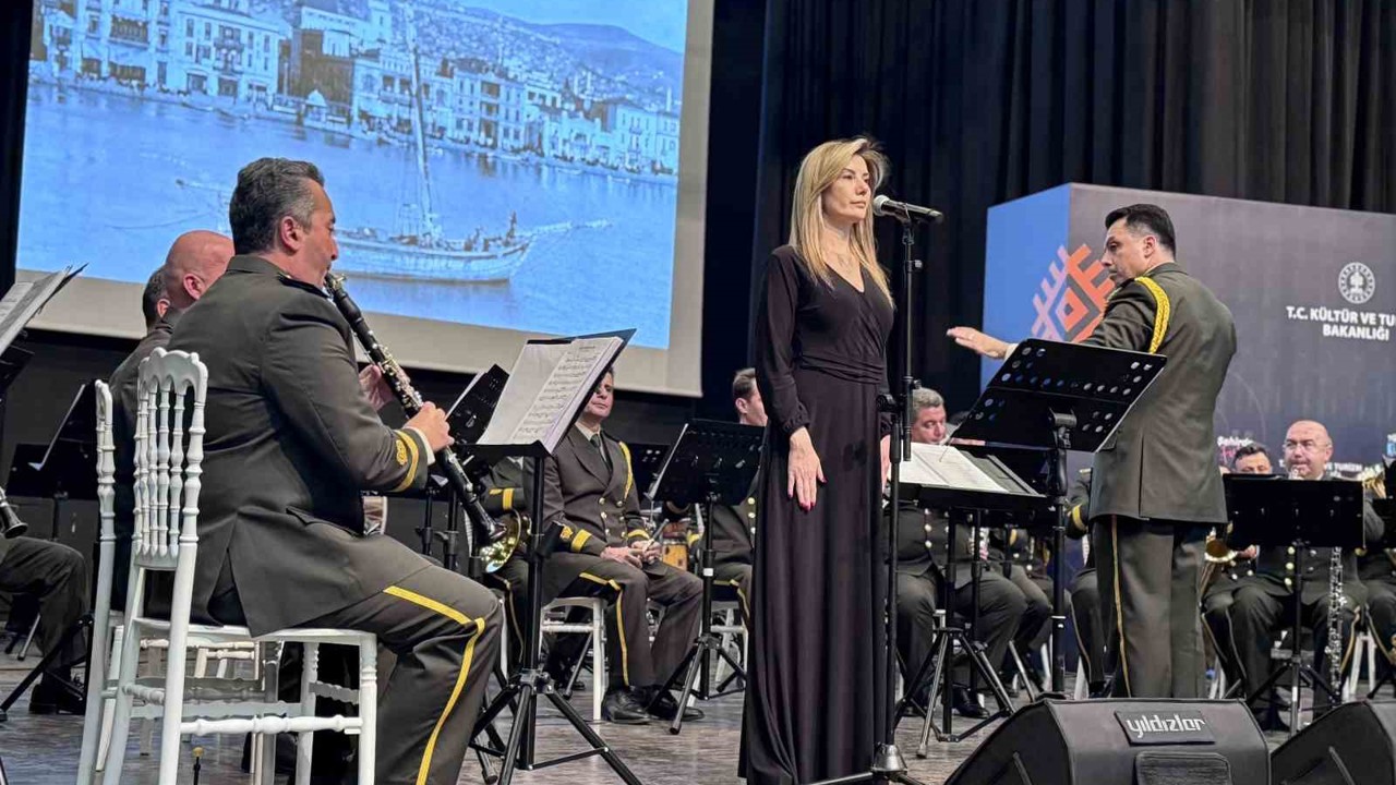 TSK Armoni Mızıkası Komutanlığı Mardin’de konser verdi
