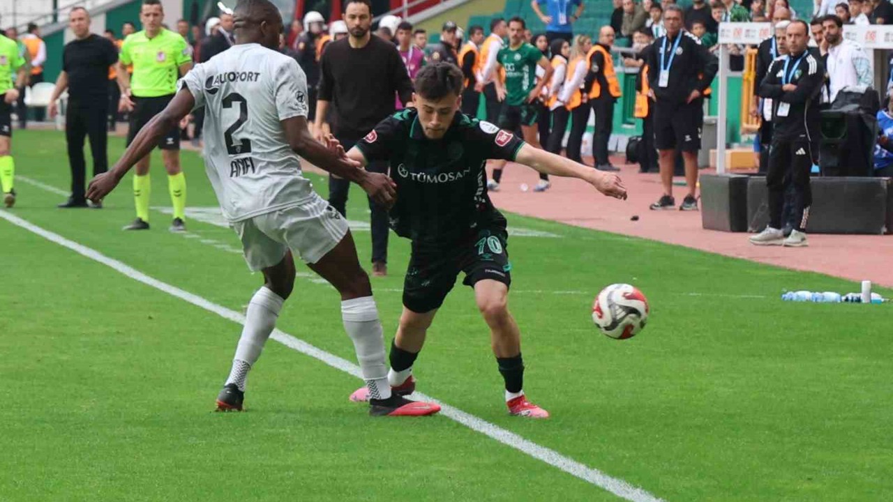 Trendyol Süper Lig: Konyaspor: 2 - Kocaelispor: 3 (Maç sonucu)
