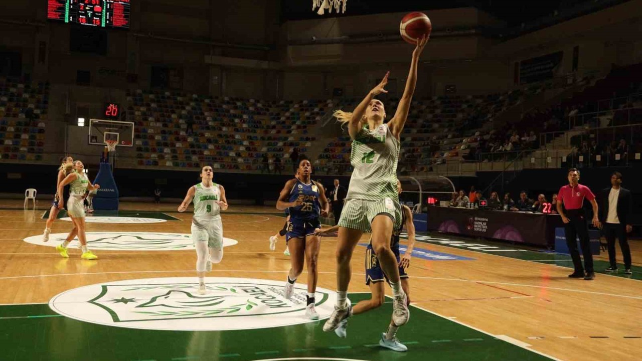 Kadınlar Basketbol Süper Lig: Kocaeli Kadın Basketbol: 70 - Fenerbahçe: 86

