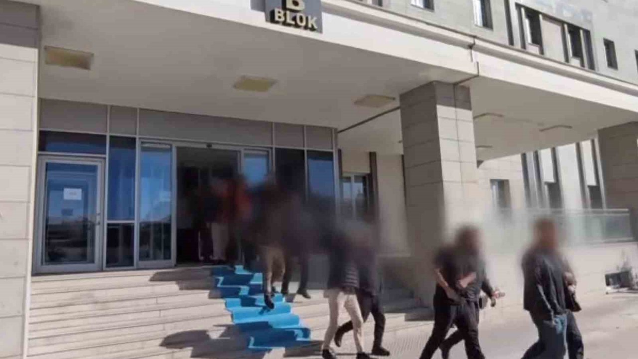 Van merkezli 9 ilde dolandırıcılık operasyonu: 26 tutuklama

