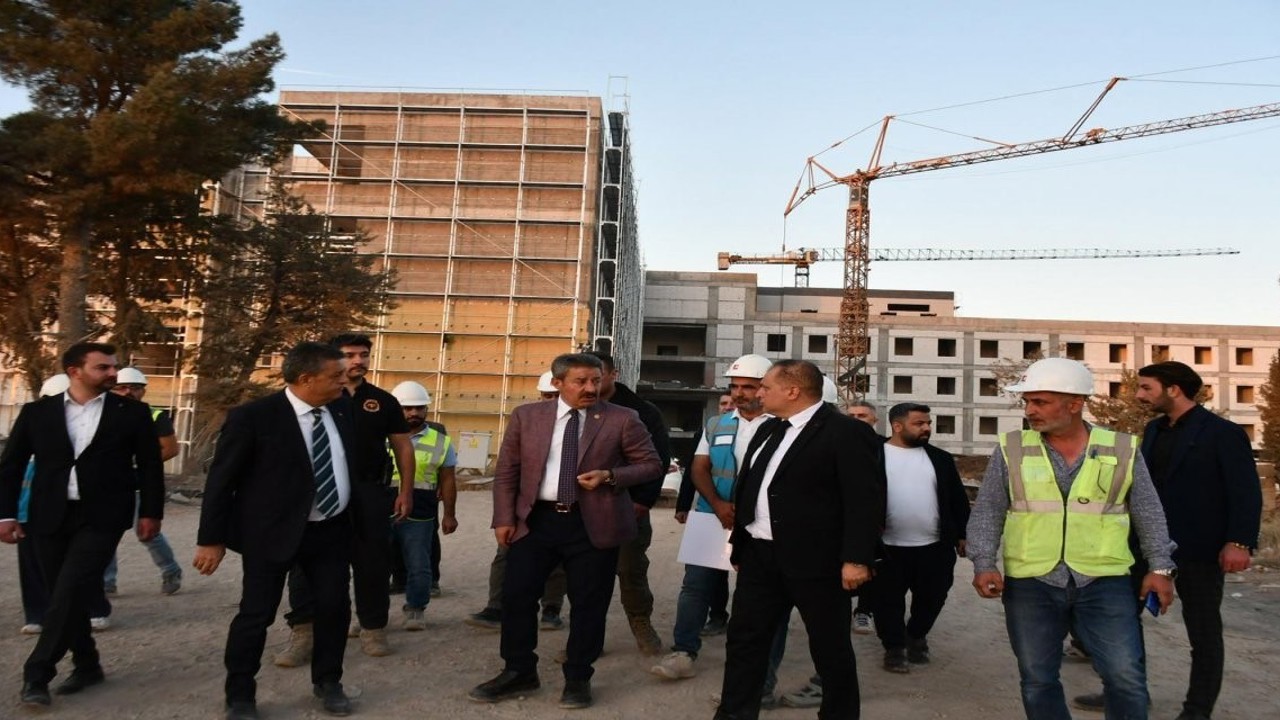 Şırnak’ta 500 yataklı bölge hastanesinin inşaatı denetlendi
