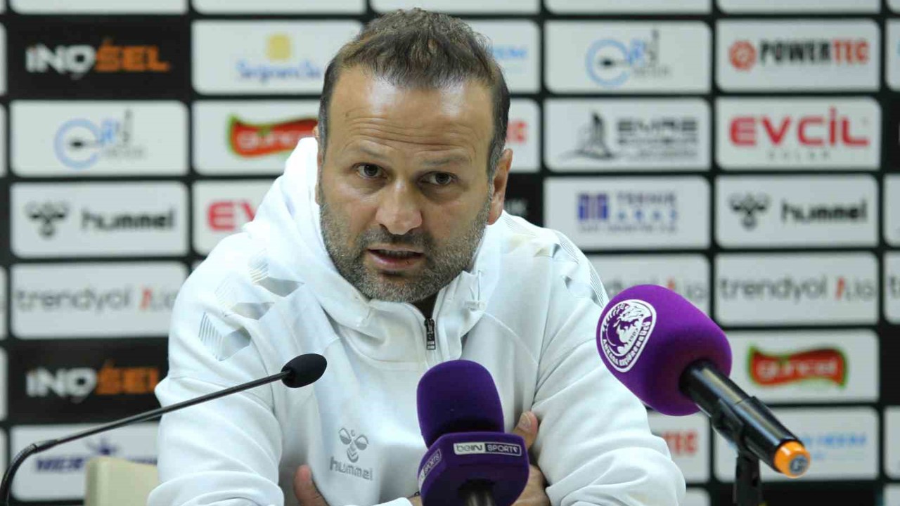 Osman Zeki Korkmaz: "Sivasspor gibi bir kulübün teknik adamı kulüpten bu şekilde ayrılmaz"

