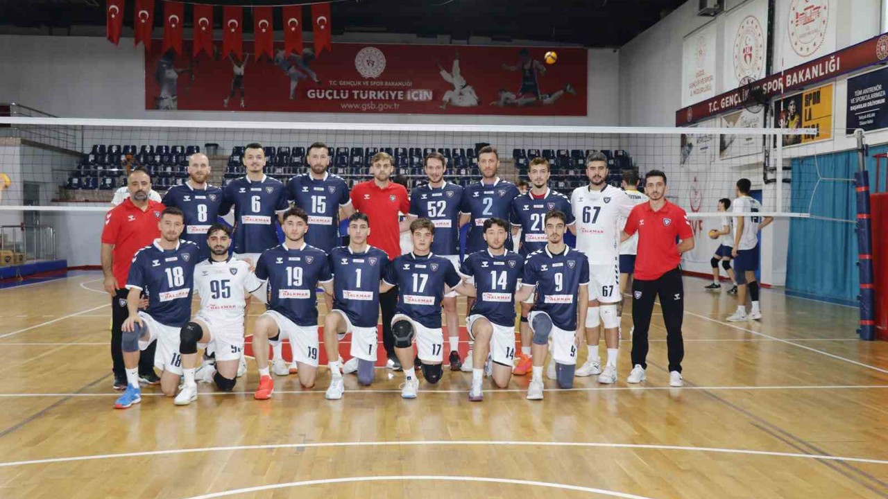 TVF Erkekler 1. Lig: Düzce Belediyesi Spor Akademisi: 3 - Fenerbahçe: 0
