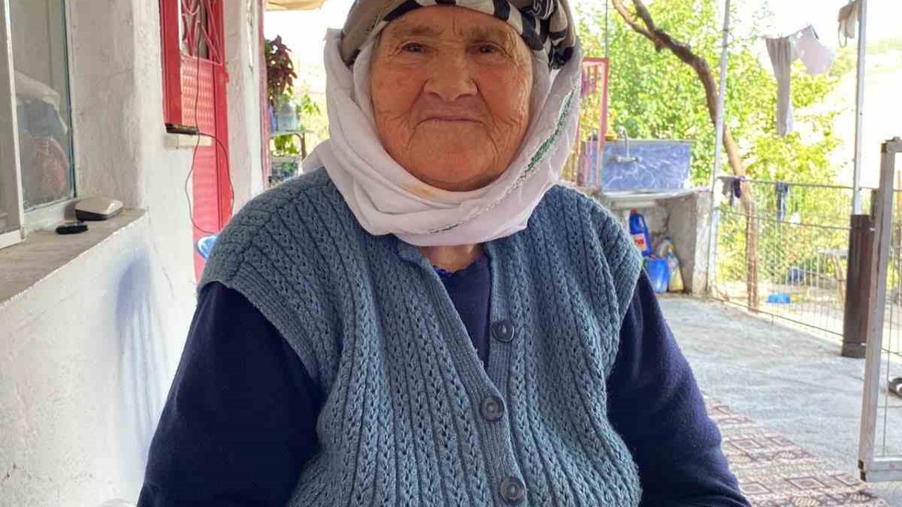 Traktörün çarptığı yaşlı kadın hayatını kaybetti
