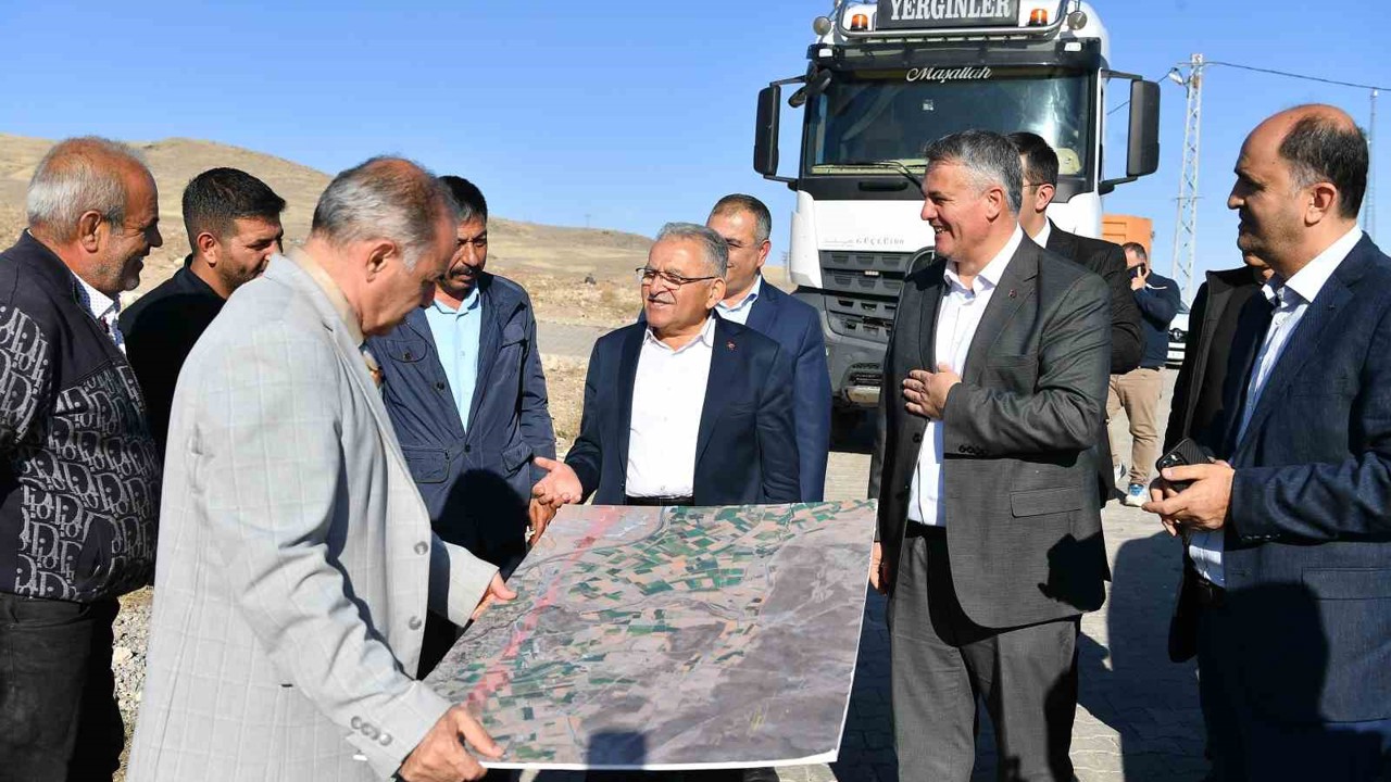 Başkan Büyükkılıç’tan, 22 mahalleyi Ankara Yolu’na bağlayacak 50 milyon TL’lik yol projesi
