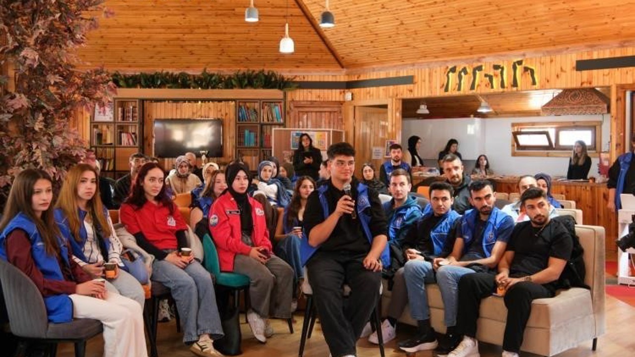 BŞEÜ’de gençlik destek sistemi tanıtıldı
