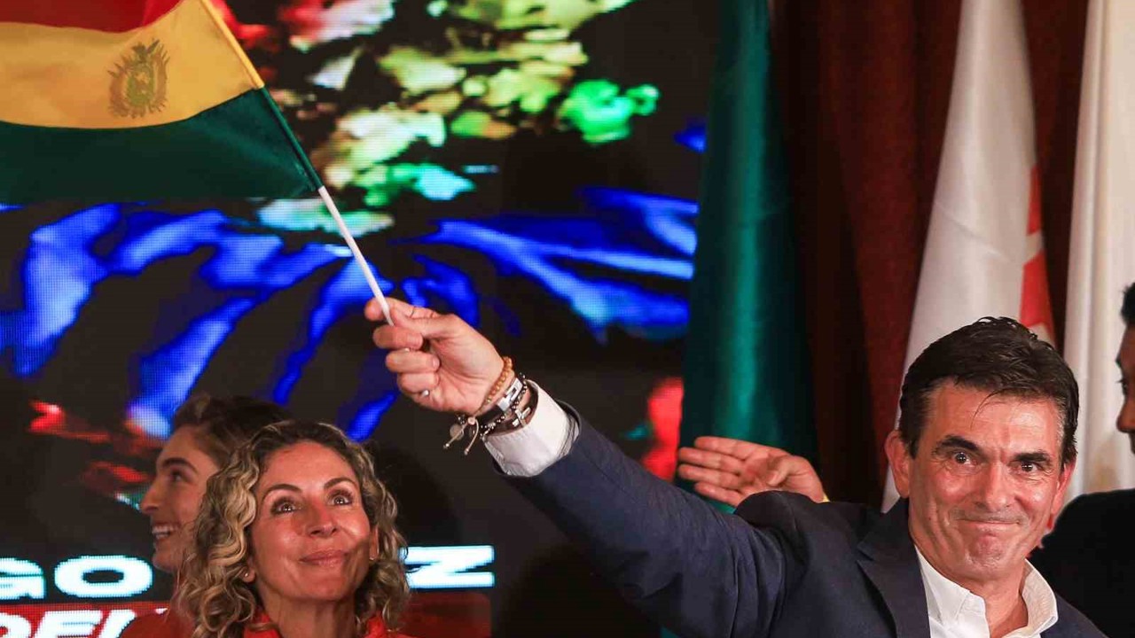 Bolivya’da 20 yıllık MAS iktidarı sona erdi: Yeni Devlet Başkanı merkez sağ adayı Paz oldu
