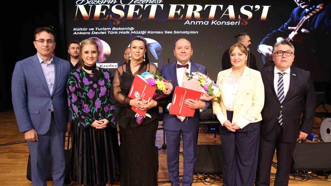 Bozkırın Tezenesi Neşet Ertaş, Vefatının 13. yıl dönümünde türkülerle anıldı
