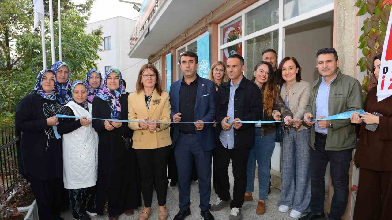 Hasanağa Mahallesi Kadın Yardımlaşma ve Dayanışma Derneği hizmete açıldı
