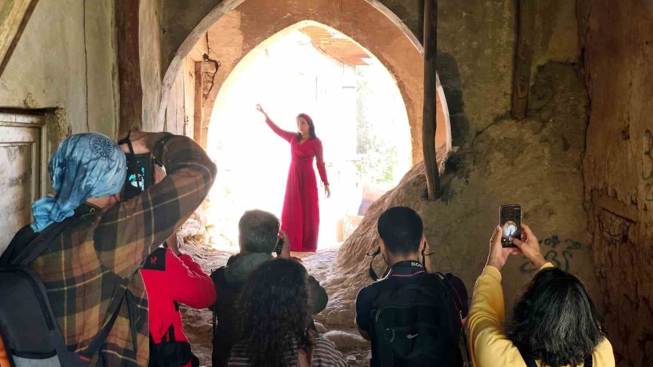 Fotoğraf sanatçılarının odağındaki Çemişgezek’te kültürel buluşma
