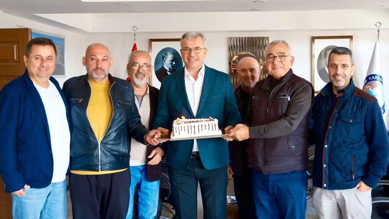 Başkan Elbi, Muhtarların Gününü kutladı
