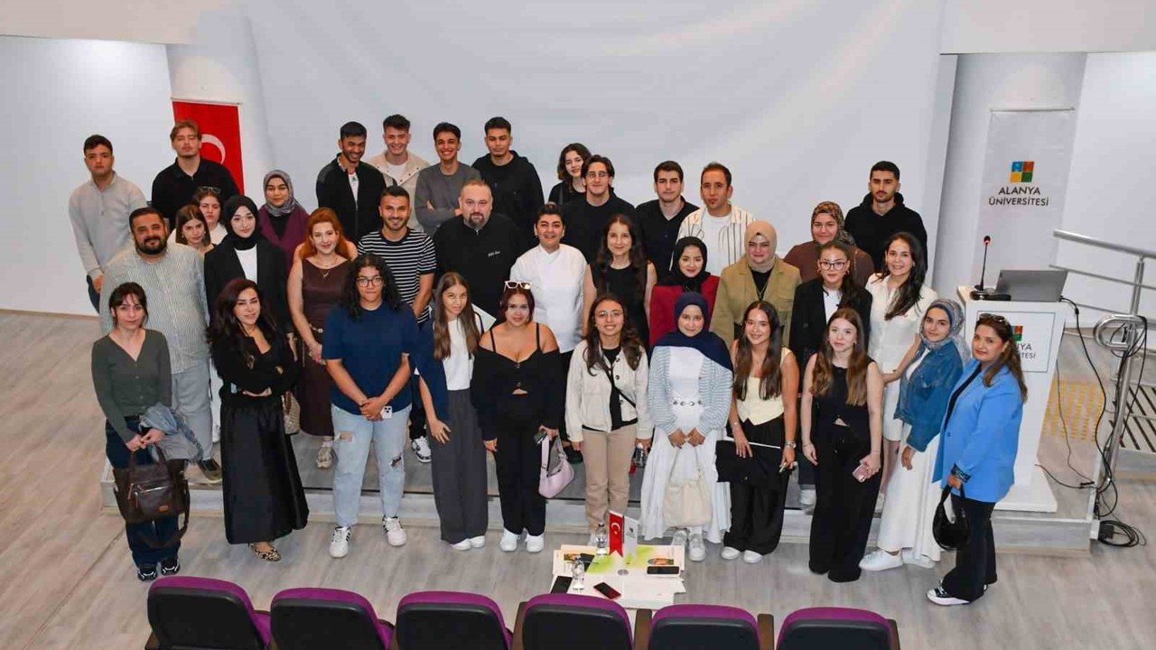 Gastronomi öğrencileri, Dünya Aşçılar Günü’nde deneyimlerini paylaştı
