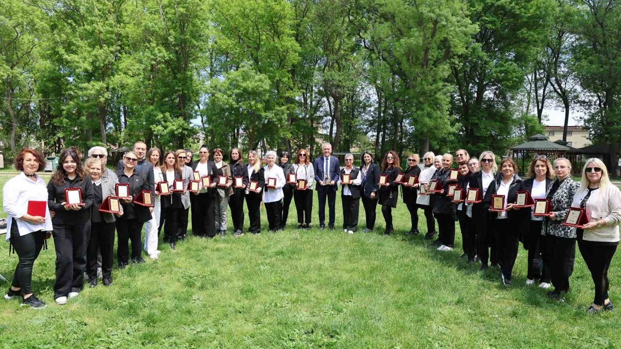 Cumhuriyet Kadınları Bandosu Ankara yolcusu
