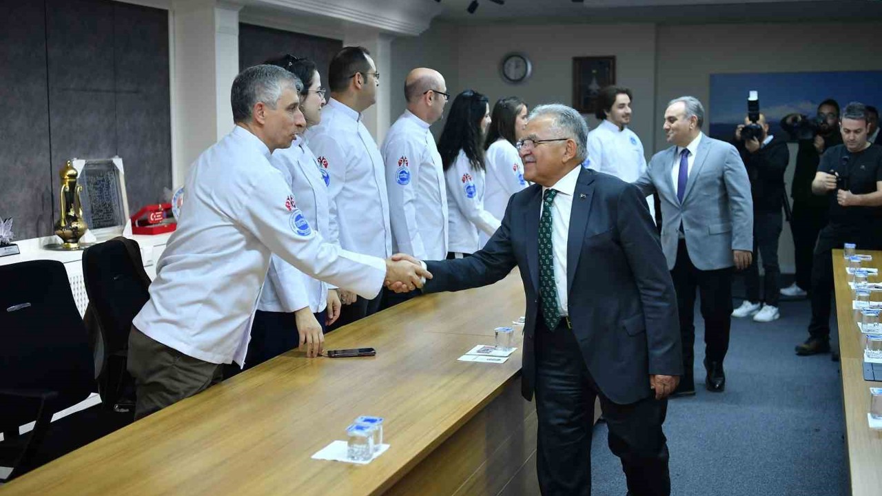 Başkan Büyükkılıç’tan gastronomi eğitimine stratejik destek: İş birliği imzaları atıldı

