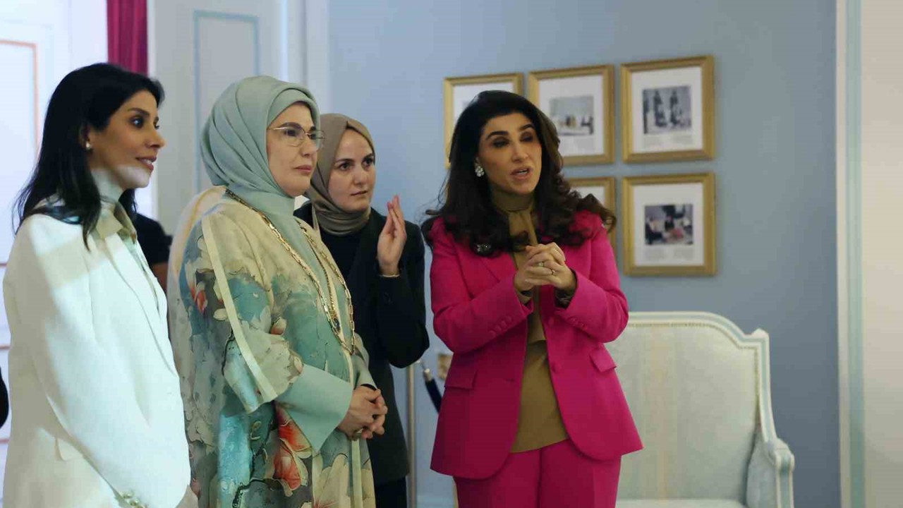 Emine Erdoğan, Kuveyt’te Al Salam Sarayı Müzesi’ni ziyaret etti

