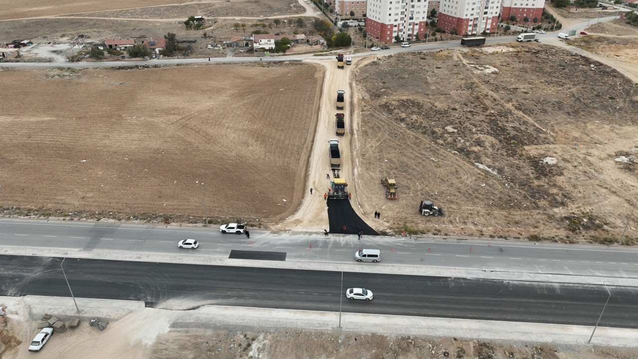 Selçuklu’da asfalt çalışmaları devam ediyor
