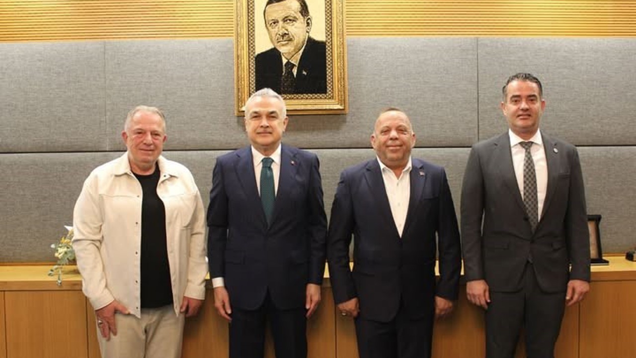 Aydın’ın CHP’li başkanlarından AK Partili vekile sürpriz ziyaret
