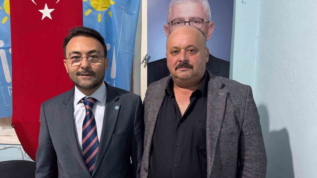 İYİ Parti Sarıgöl İlçe Kongresi’nde mevcut başkan güven tazeledi
