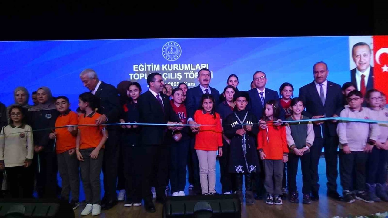 Bakan Tekin’den Kars’ta eğitim yatırımları açılışı
