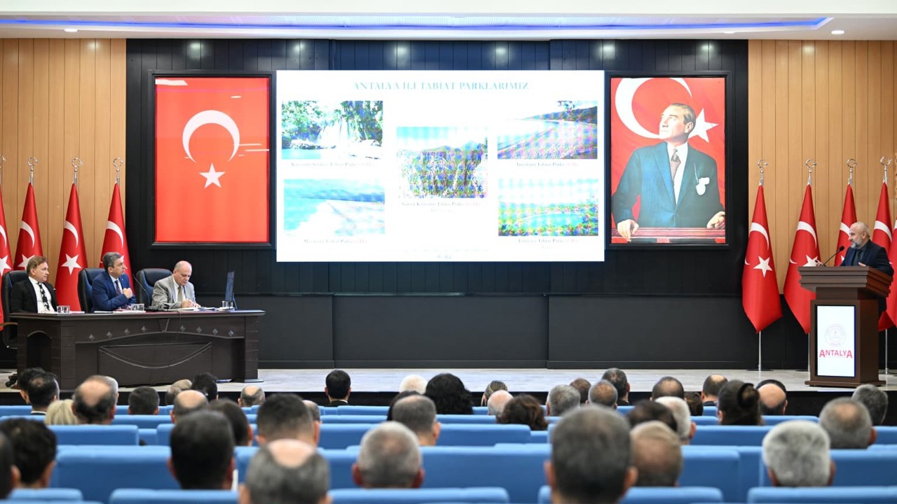 Antalya’da 169 milyar 494 milyon TL’lik 590 proje üzerinde çalışmalar sürüyor
