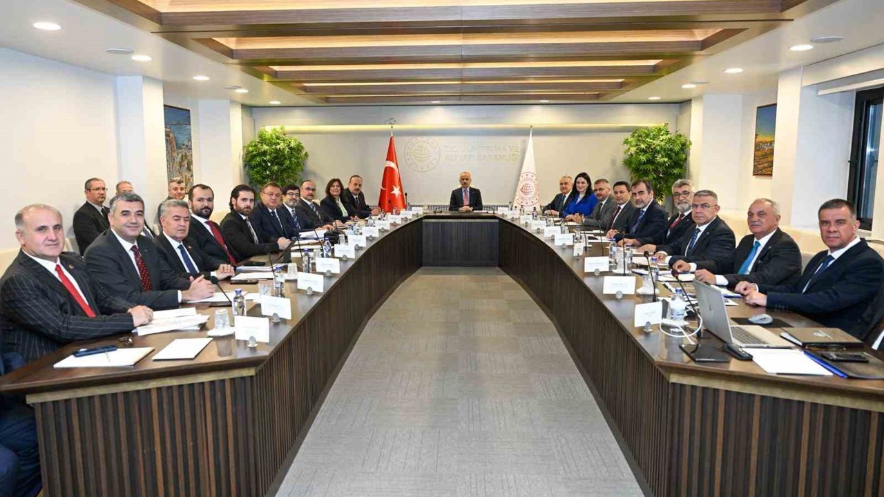 Aydın Büyükşehir Belediye Başkanı Çerçioğlu’ndan Aydın’a banliyö müjdesi
