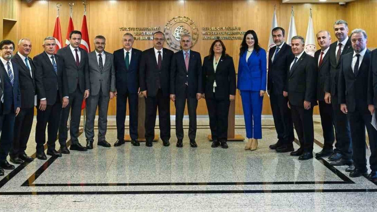 Başkan Çerçioğlu’ndan Aydın’a yeni banliyö hattı müjdesi
