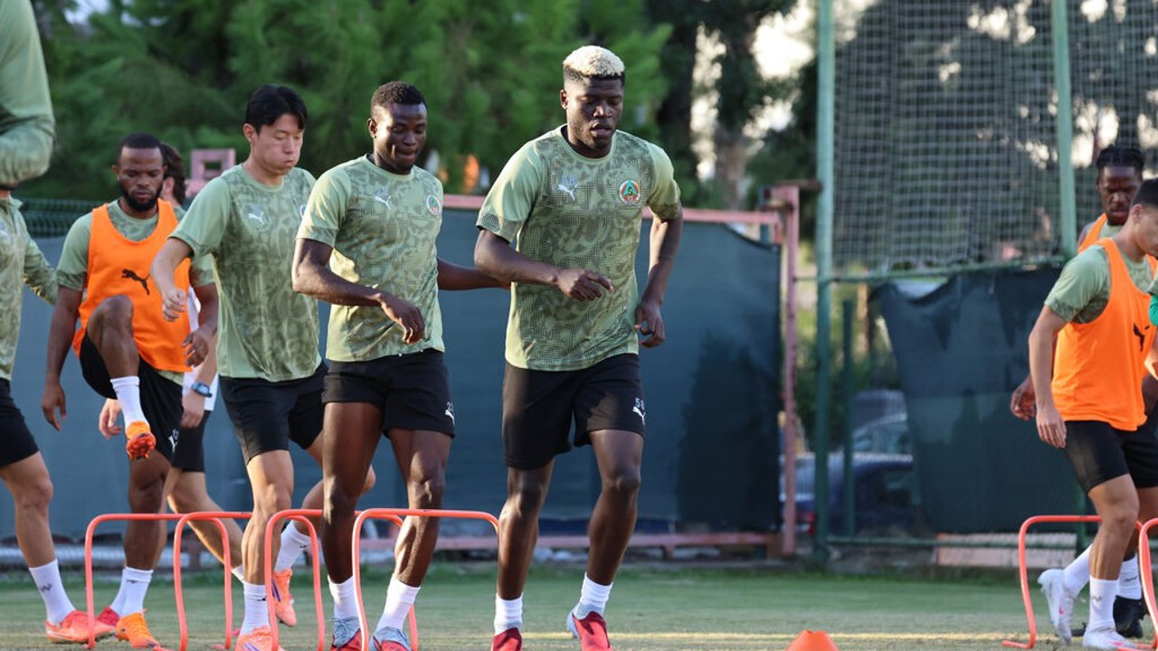 Alanyaspor, Kocaelispor maçı hazırlıklarına başladı
