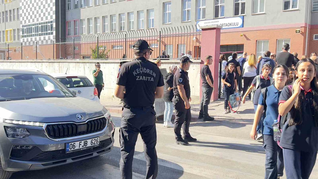 Keçiören zabıtasından okul önlerinde güvenli ulaşım seferberliği
