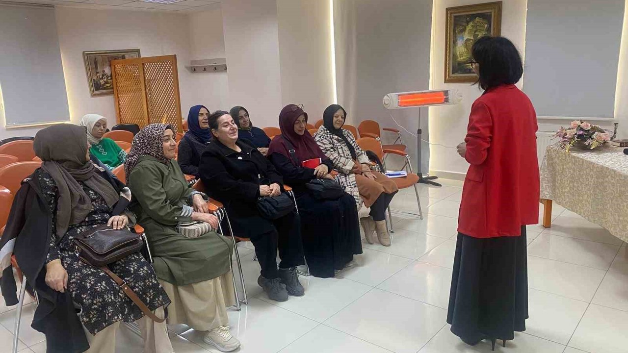 Pursaklar’da kadınlara yönelik farkındalık ve aile okulu eğitimleri
