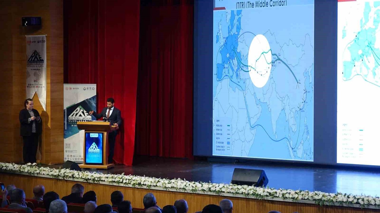 Rize’de Ticaret ve Ekonomi Kongresi ve Zirvesi başladı
