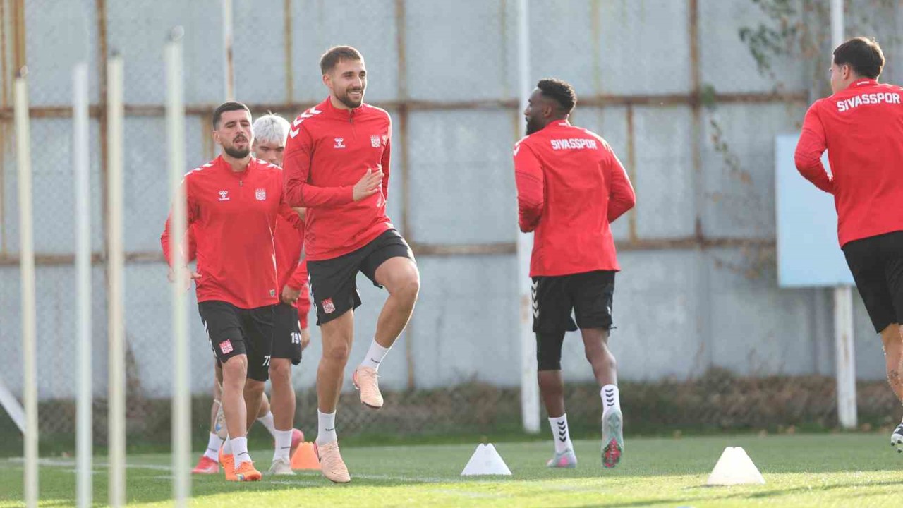 Sivasspor’da Hatayspor mesaisi sürüyor
