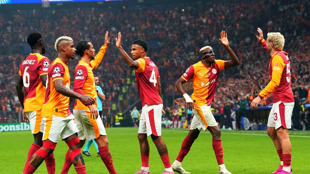 Galatasaray evindeki yenilmezliğini 30 maça çıkardı
