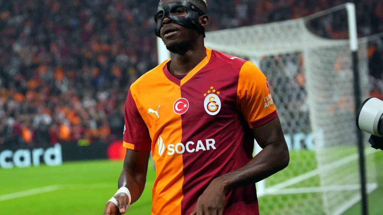 Victor Osimhen, UEFA Şampiyonlar Ligi’ndeki gol sayısını 3’e yükseltti
