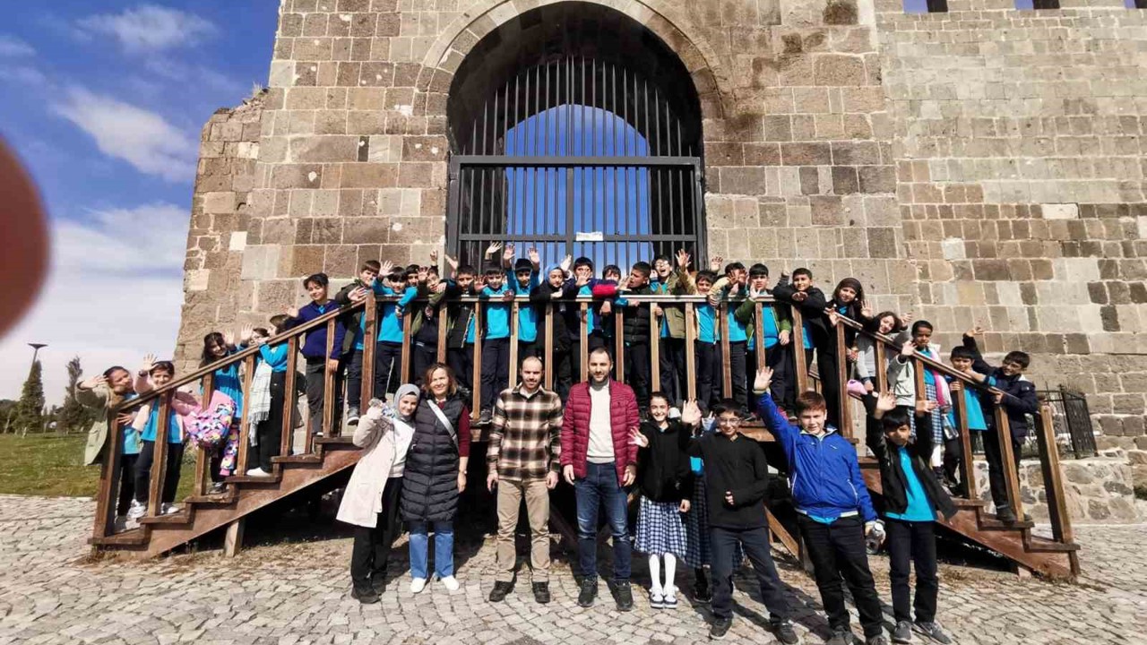 Öğrencilerden tarihe ve kültüre yolculuk
