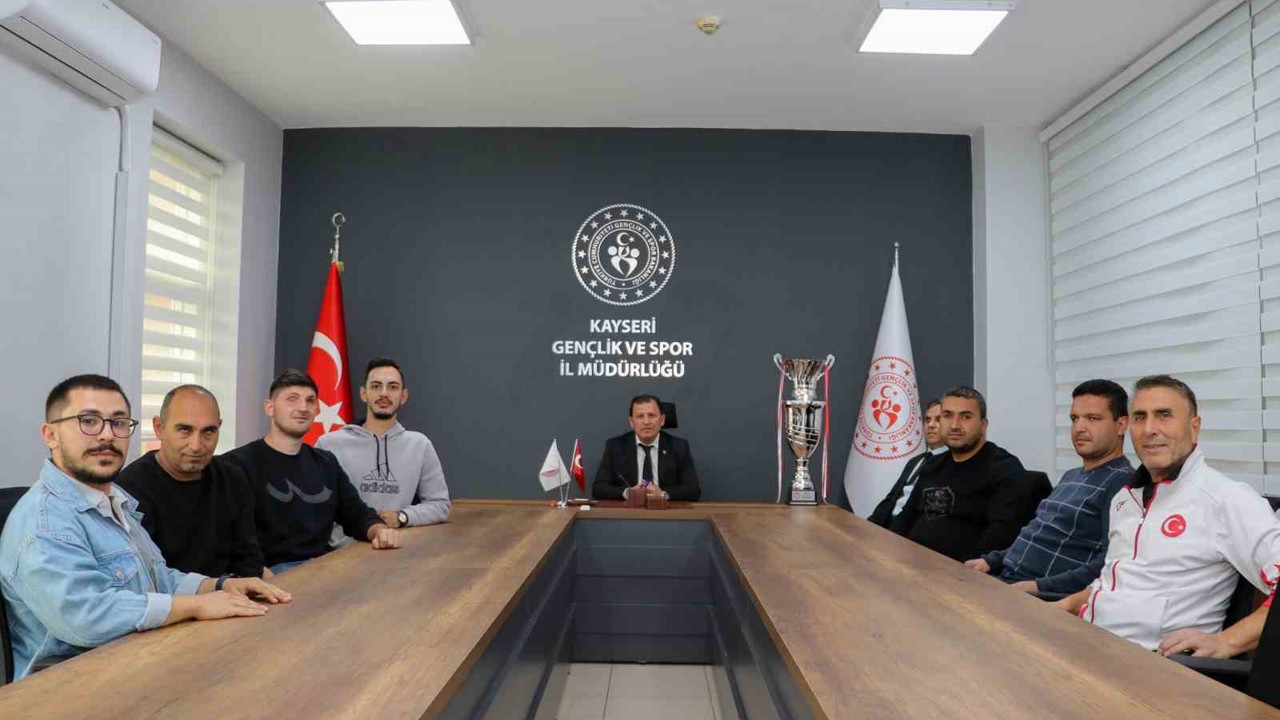 Sesi gören şampiyonlardan Kabakcı’ya ziyaret
