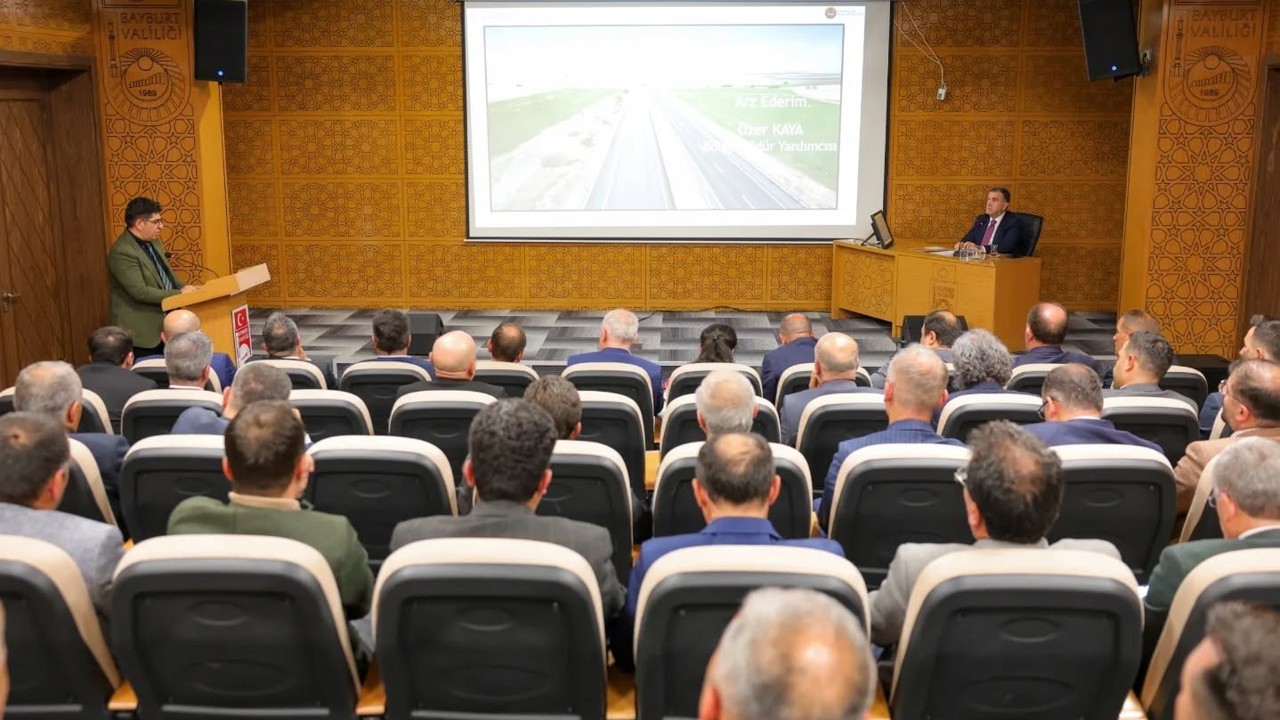 Bayburt’ta kamu yatırımları ve projeler değerlendirildi
