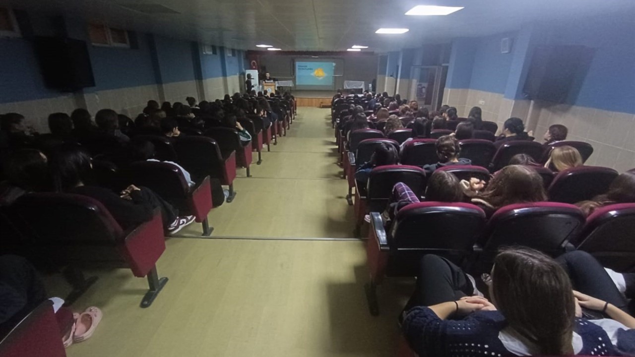 Tekirdağ’da öğrencilere afet farkındalık eğitimi verildi
