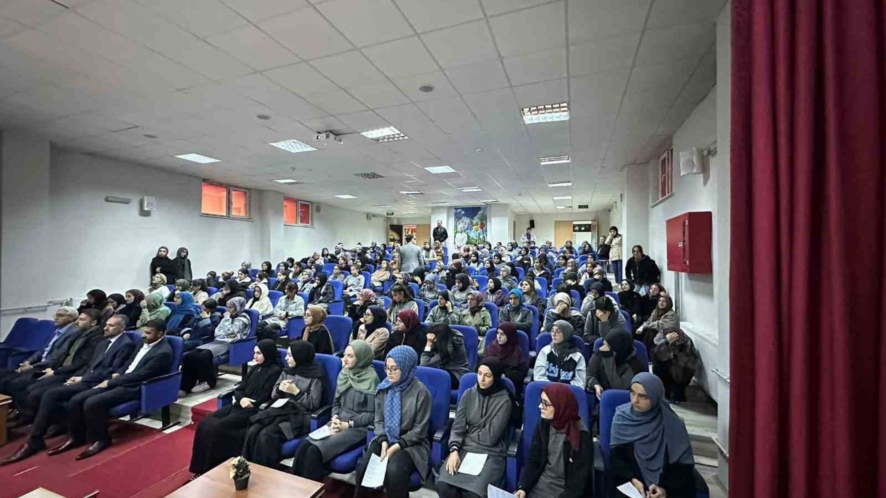 Müftü Şık, öğrencilerle bir araya geldi
