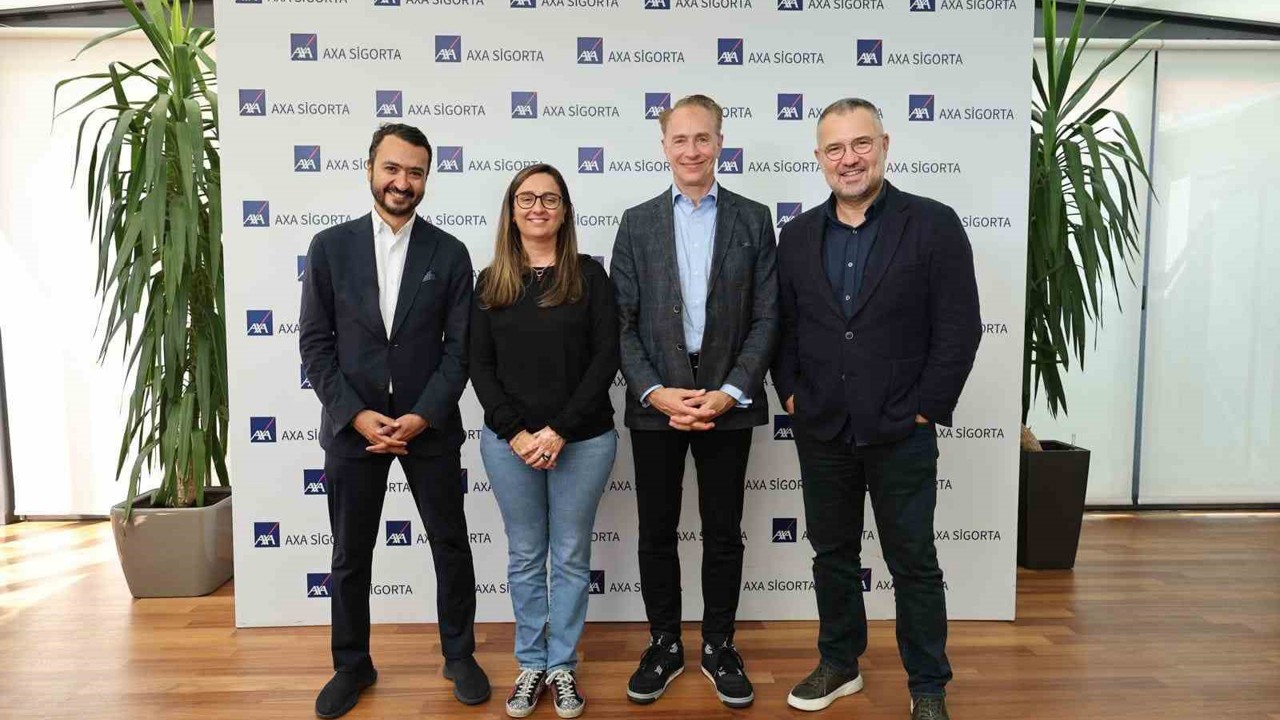 AXA Global CEO’su Buberl: "Türkiye’ye yatırım yapmaya devam edeceğiz"
