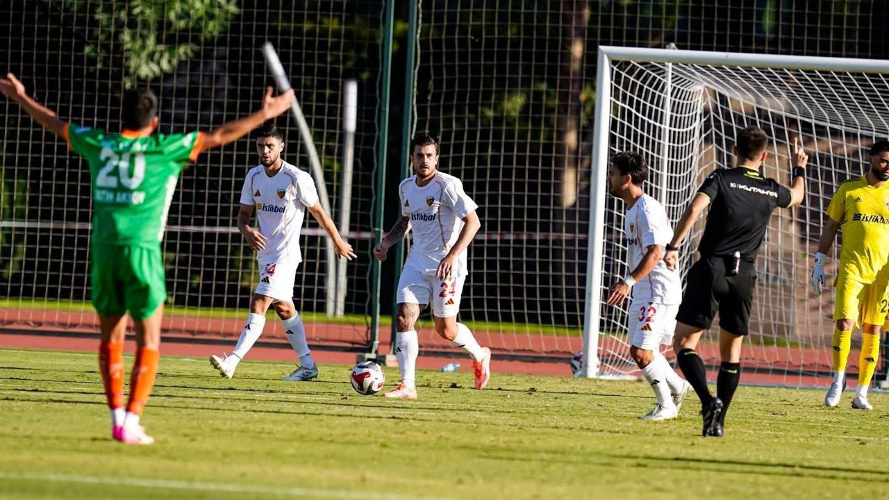 Kayserispor’da savunma ve hücum işlemiyor!
