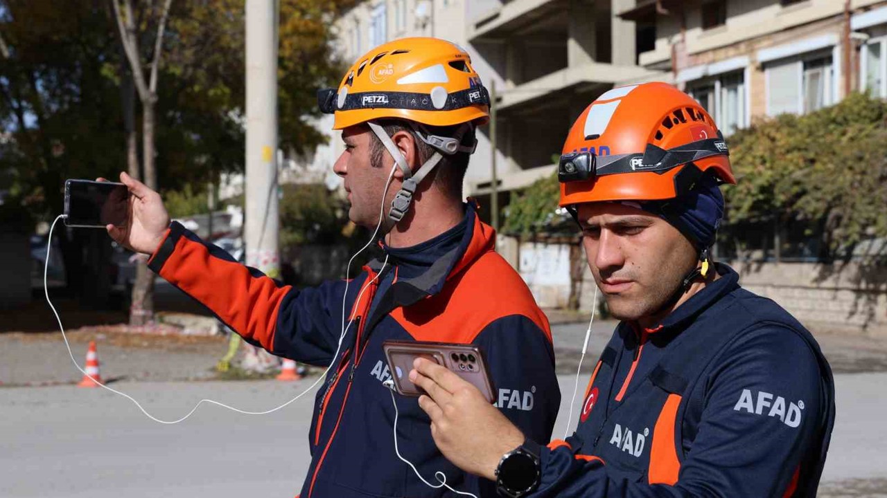 Kırşehir’de gerçeği aratmayan deprem tatbikatı
