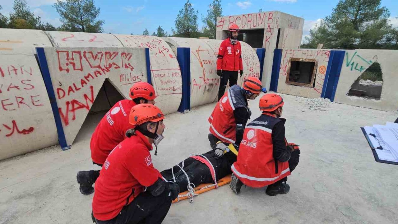 MEB AKUB Muğla ekibi akreditasyon tatbikatını başarıyla tamamladı
