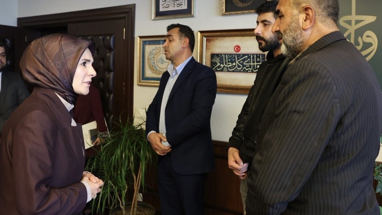 Bakan Göktaş: "Rojin’in babası Nizamettin Bey ile Bakanlığımızda bir araya gelerek acılarını paylaştık"
