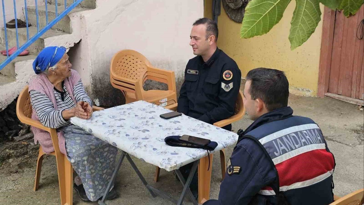 Jandarmadan şehit annesine vefa
