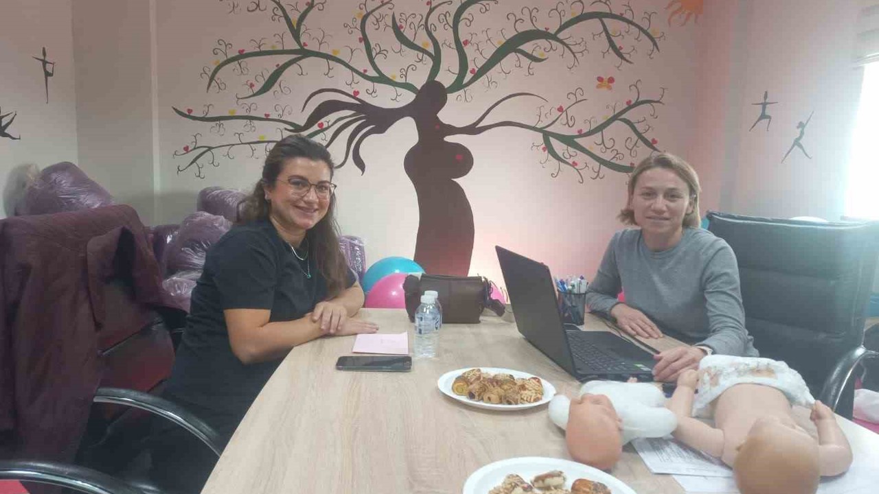 Düzce’de anne adayları ve annelere eğitim
