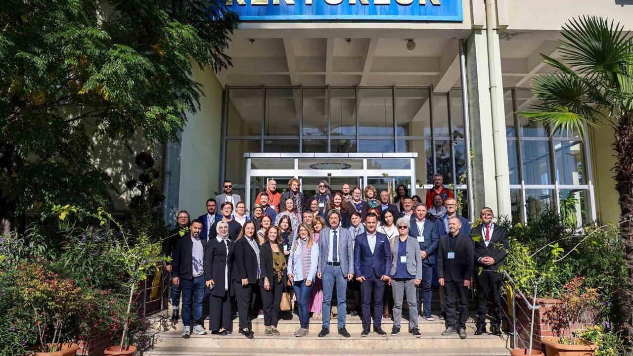 BUÜ’de "2nd International StaffWeek" başarıyla gerçekleşti
