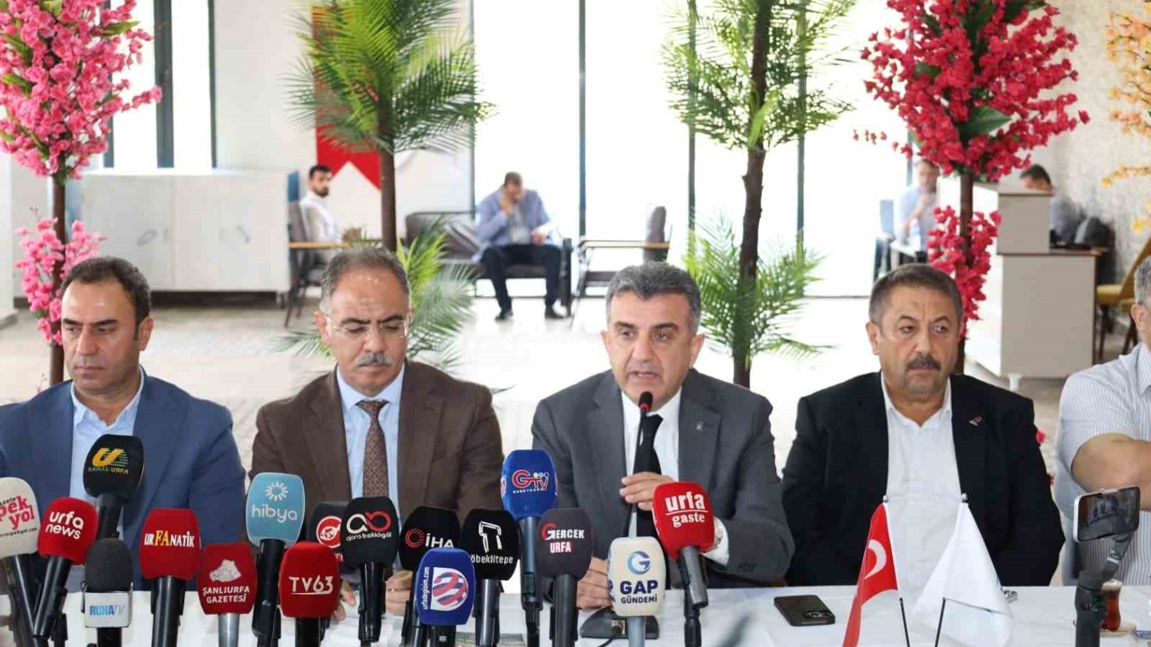Eyyübiye Belediye Başkanı Mehmet Kuş yeni projeleri basına tanıttı
