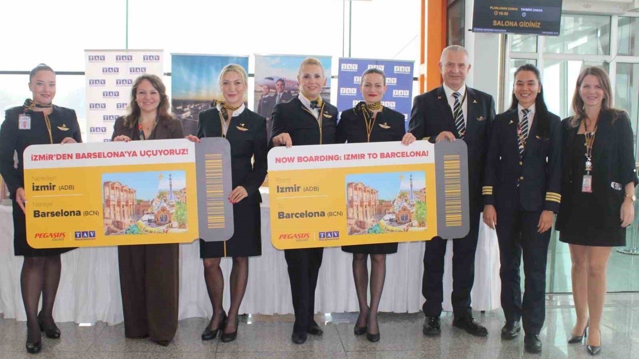 Pegasus Hava Yolları, İzmir’den Barselona’ya direkt uçuş başlattı
