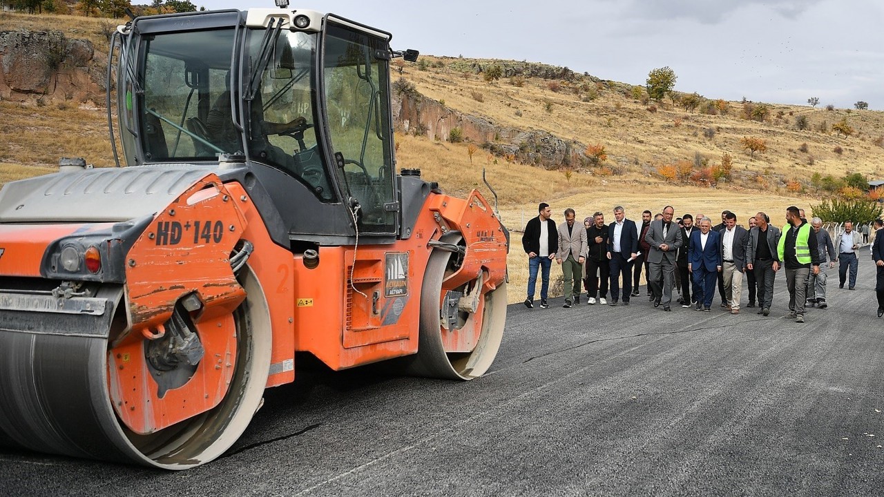 Başkan Büyükkılıç’tan Tomarza’ya ’hizmet’ çıkarması
